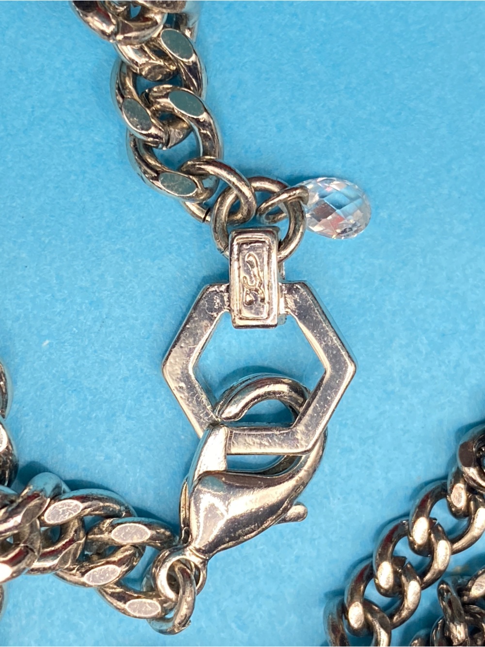 SIMPLY VERA Long Necklace Silvertone